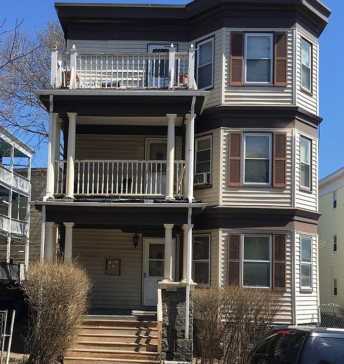 2nd image of 12 Greenbrier St