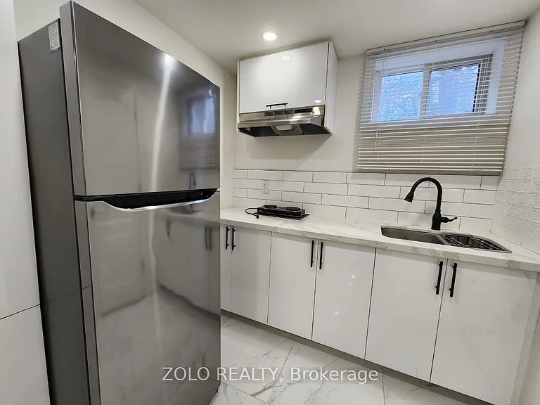3 Cabot Ct #LOWER — Photo 10