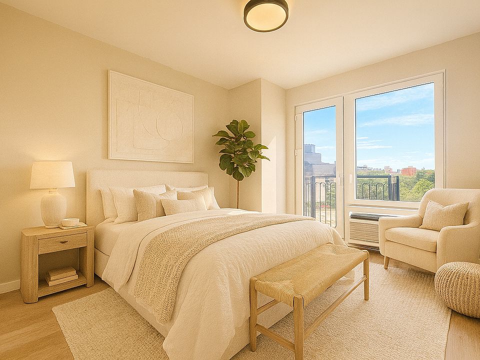 2nd image of 1584 Fulton St #2R