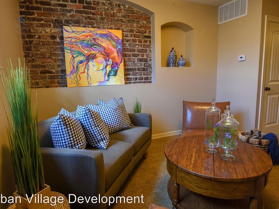 1st image of 3007 Jackson St APT 01B