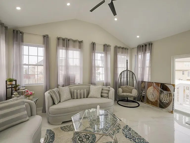 601 Crossover Ct — Photo 12