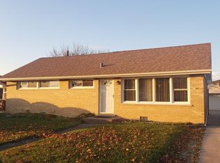 7824 W 80th Pl, Oak Lawn, IL 60455