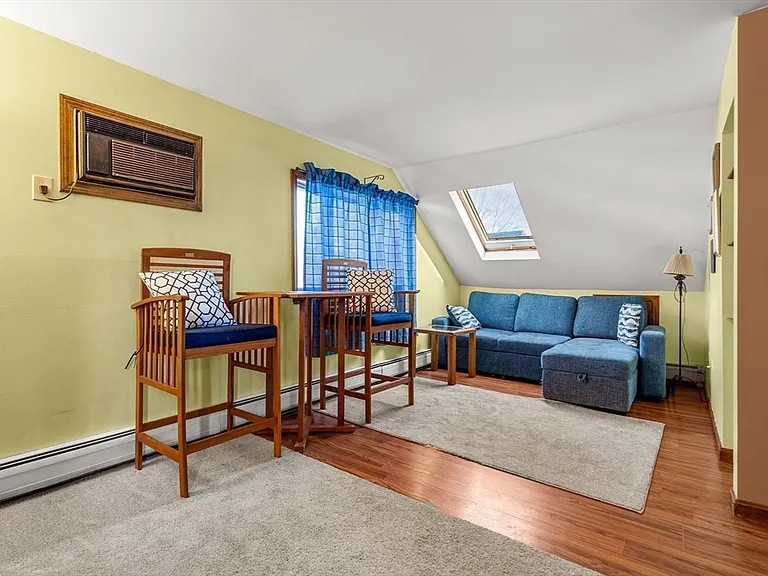 22 Woodland St #2 — Photo 3
