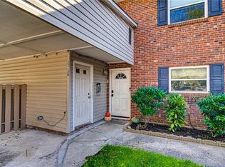 2215 Shadow Valley Rd APT B, High Point, NC 27265