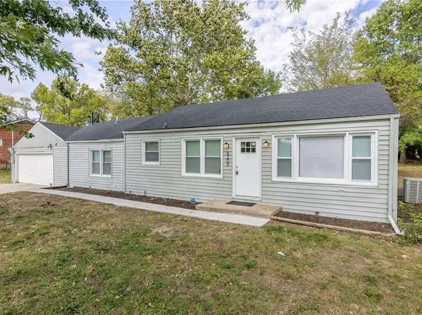 8208 E 116th St, Kansas City, MO 64134