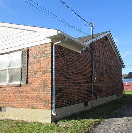 3rd image of 1255 Carolina Ave