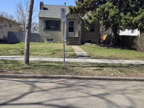 11926 125th St NW, Edmonton, AB T5L 0S2