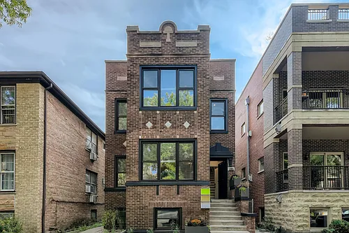 4913 N Talman Ave #3 Photo 1