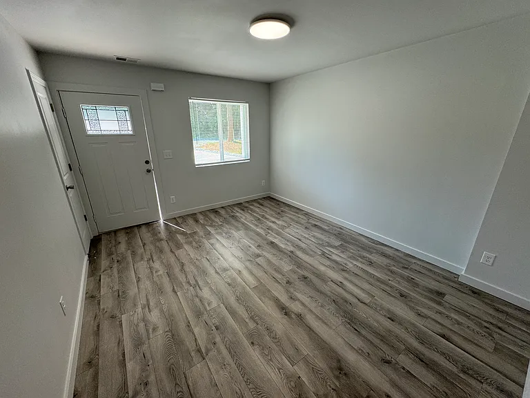 1904 Tamara Way #A — Photo 2