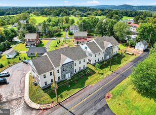 411 Isabelle Ct Unit 201, Harleysville, PA