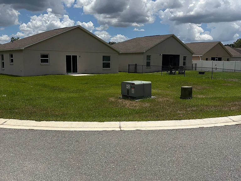 132 Crossing Dr — Photo 33