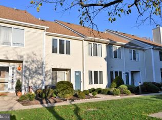 806 Karens Ct, North Wales, PA 19454