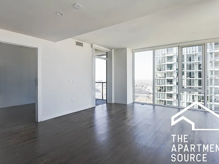 204 Hill 3bed 2bath — Photo 2