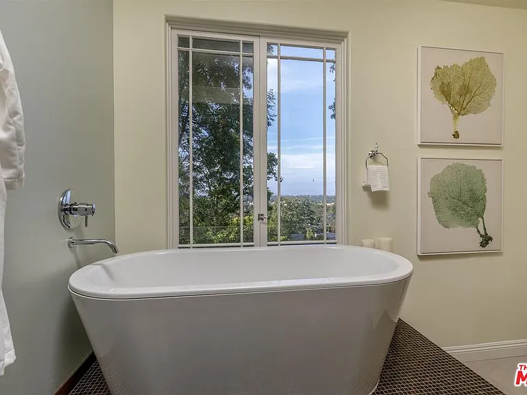 13480 Contour Dr — Photo 15