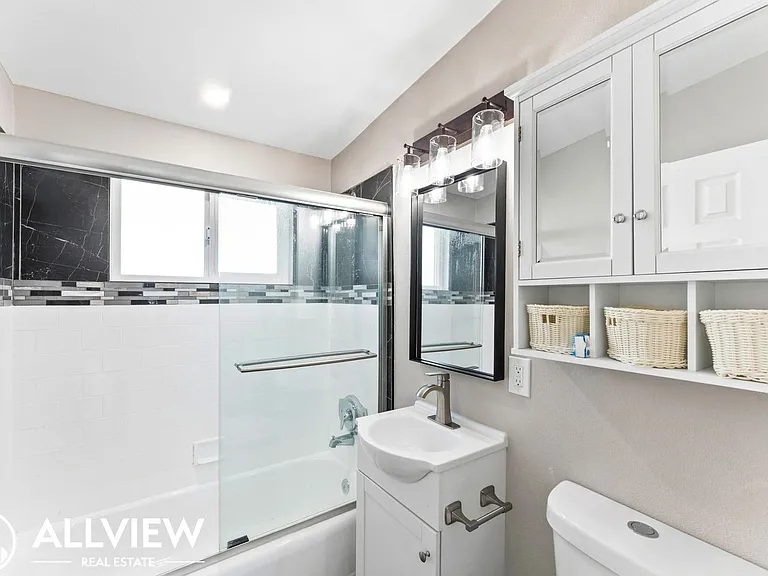 314 Ogle Street — Photo 13