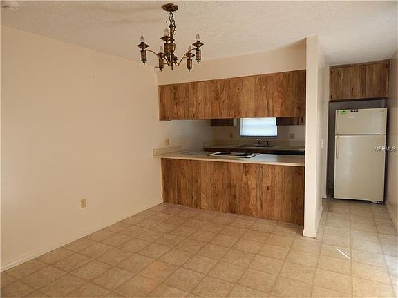 2nd image of 3412 N Christina Groves Cir