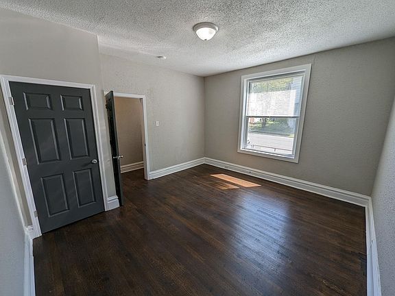 3rd image of 3649 Nebraska Ave Unit 1F