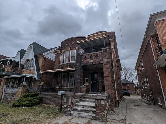 2nd image of 3795 Tyler St