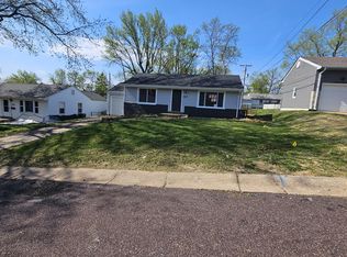 8917 Boyce Pl, Saint Louis, MO