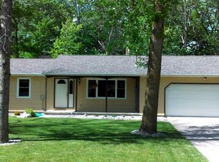 4622 W Wackerly St, Midland, MI 48640