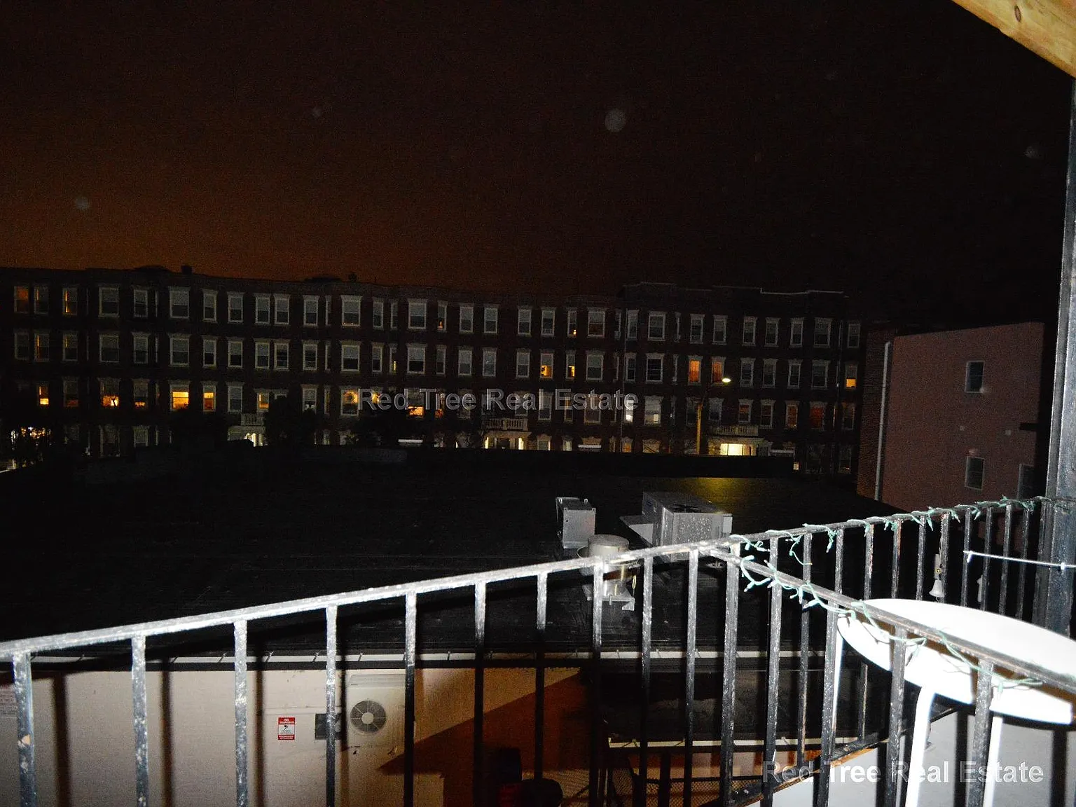 2 bed, 800 sqft, $2,600 — Photo 3