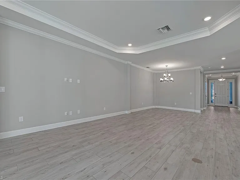 17471 Caravita Ln — Photo 7