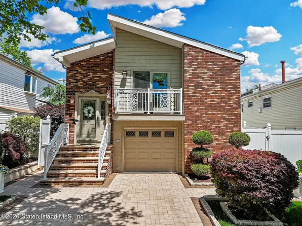 71 Dorval Ave, Staten Island, NY 10312