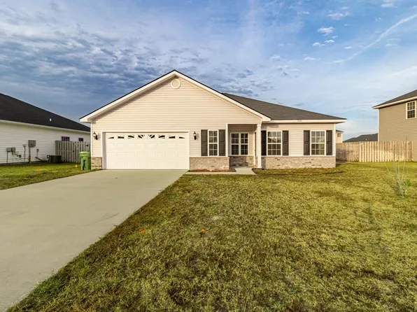 260 Rutledge Dr, Hinesville, GA 31313