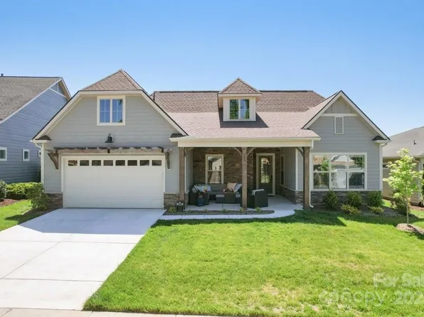 299 Hemlock Bluff Ct, Denver, NC 28037
