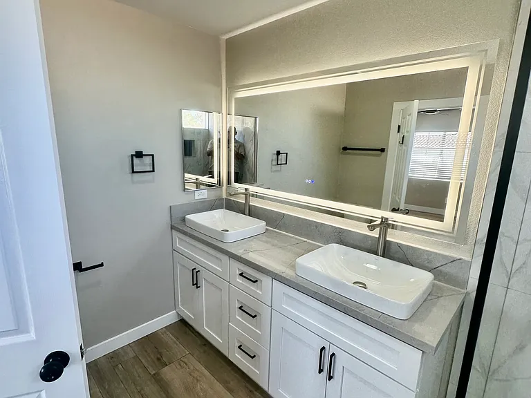 #GuardianRealty 275 Adorno Dr Green Valley Home Rental Pool guest bathroom_03012025