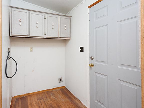 3rd image of 5465 Caleb Dr