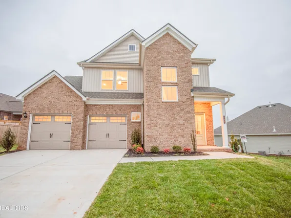 129 English Oak Ln, Lenoir City, TN 37771
