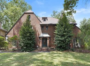 5721 Bartlett St, Pittsburgh, PA 15217