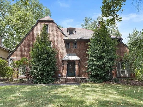 5721 Bartlett St, Pittsburgh, PA 15217