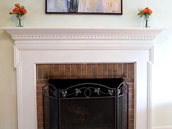 5th image of 8906 Barnett St