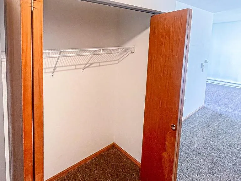 826 N Thompson Dr #4 — Photo 9