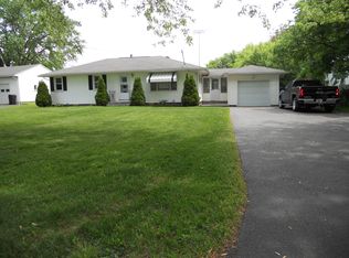 860 Wegman Rd, Rochester, NY 14624