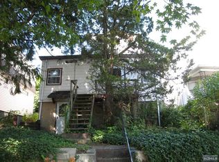 164 Teaneck Rd, Ridgefield Park, NJ 07660