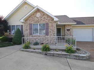 23 Meffert Ct, Highland, IL 62249