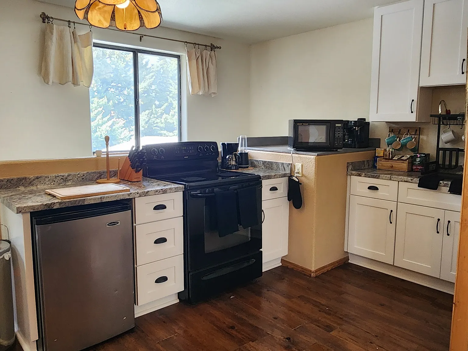 Studio, 600 sqft, $1,200 — Photo 2