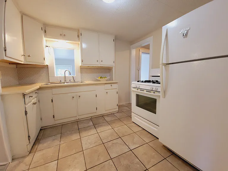 18223 Lathers St — Photo 21