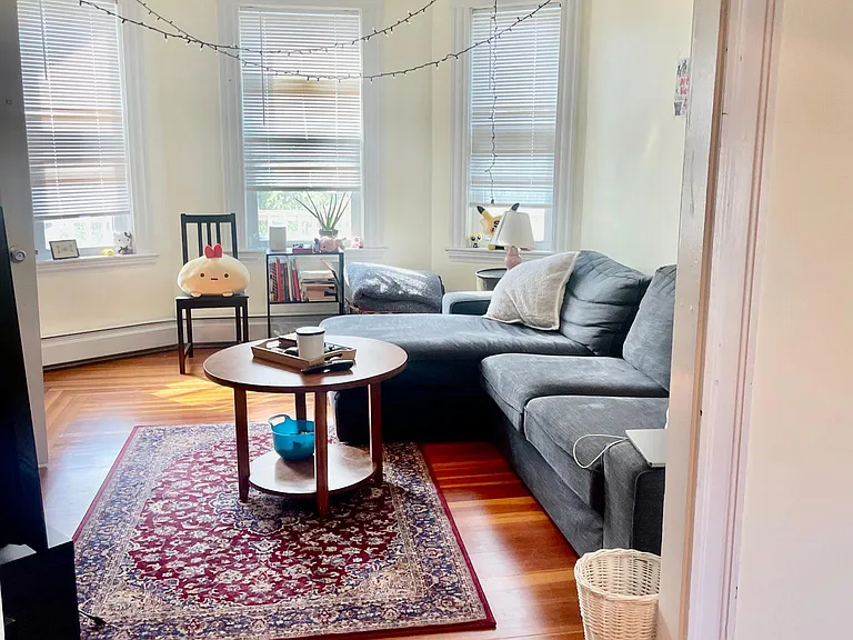 39 Illinois Ave #2 — Photo 2