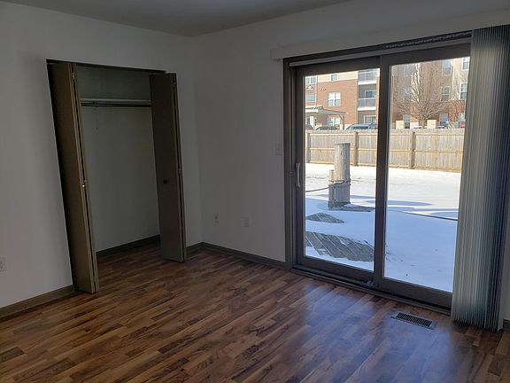 2nd image of 5918 Marbella Ave