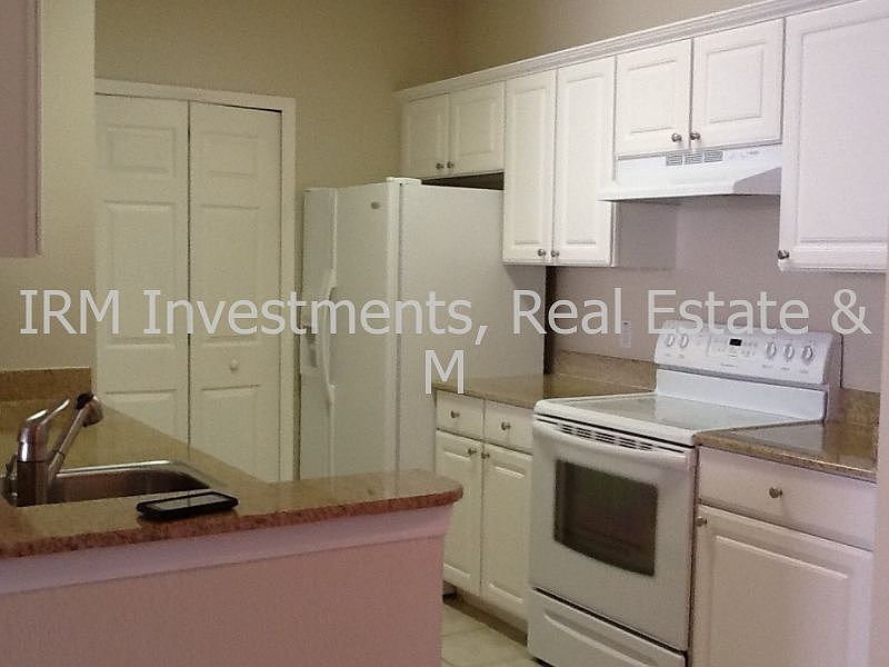 2nd image of 417 Southern Pecan Cir #206