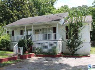 6591 Happy Hollow Rd, Trussville, AL 35173