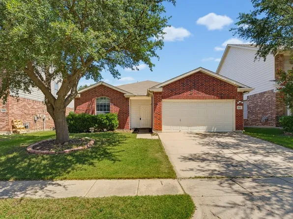 4105 Capstone Dr, Fort Worth, TX 76244