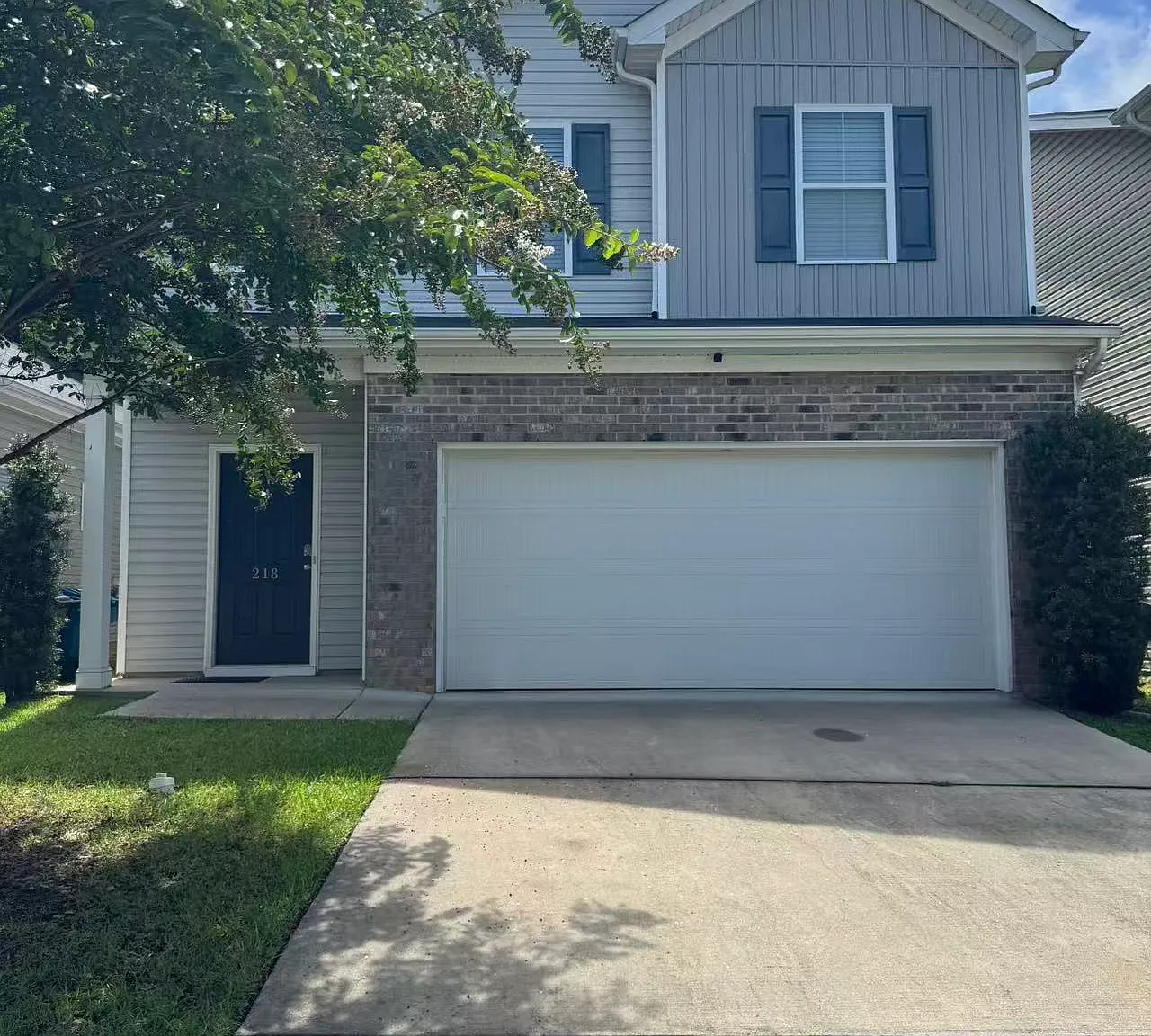 218 Harvest Glen Ln — Photo 1