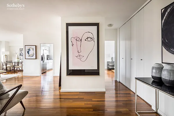 Sold by Sotheby's International Realty | media 6