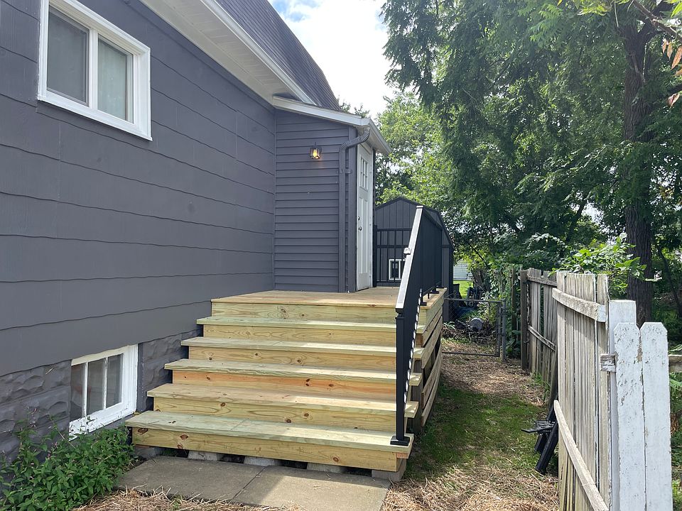 1st image of 18 Powells Ln