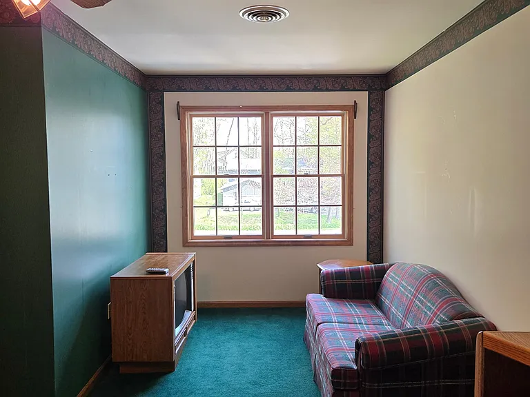 2119 Hidden Valley Dr — Photo 18